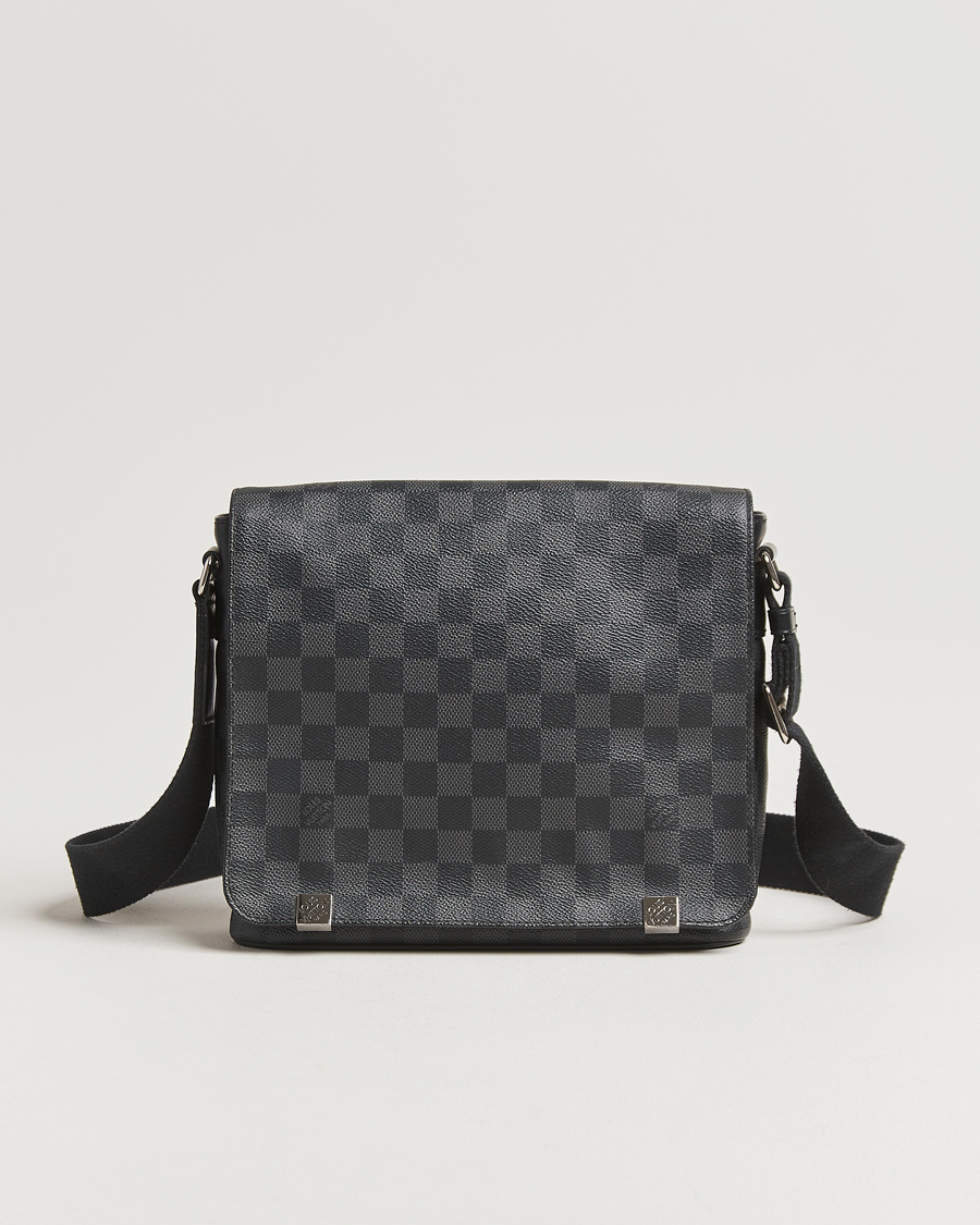 Uomini | Louis Vuitton Pre-Owned District PM Messenger Bag Damier Graphite | Louis Vuitton Pre-Owned | District PM Messenger Bag Damier Graphite