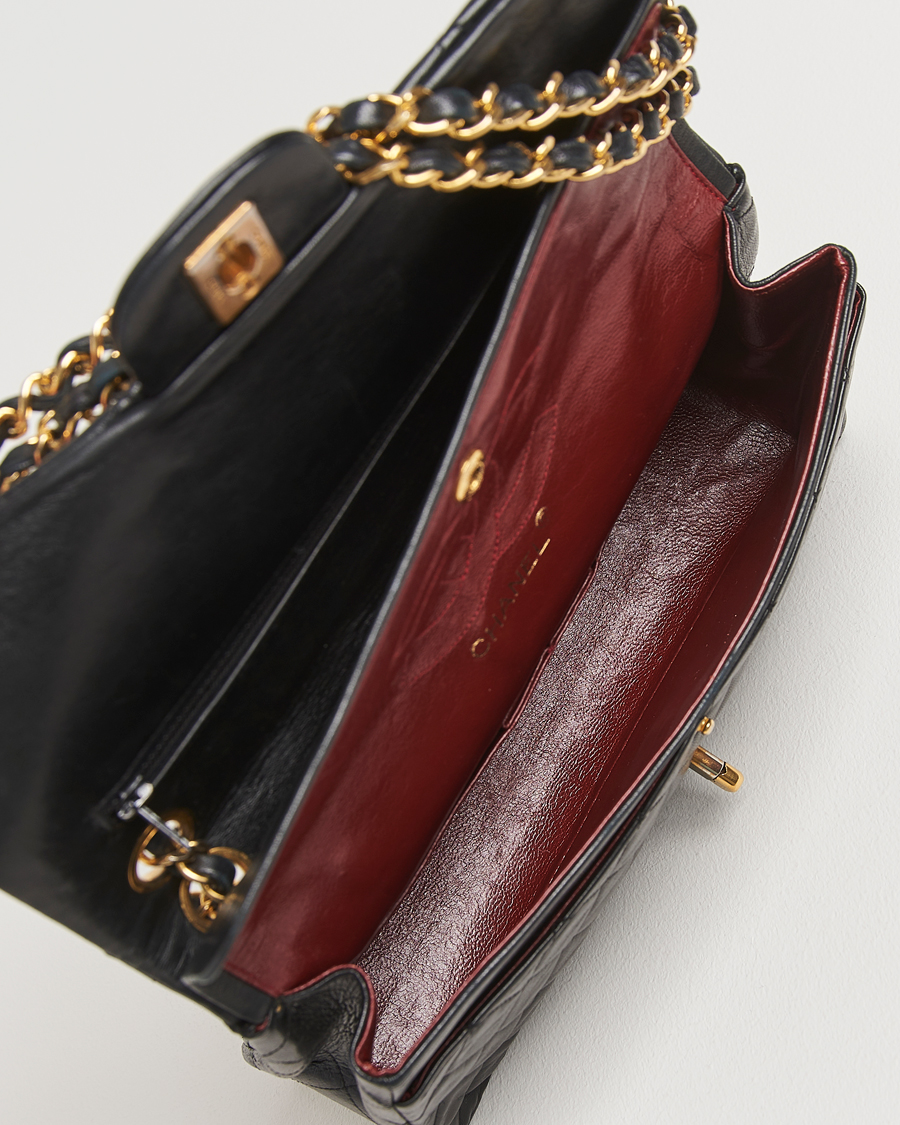 Uomini | Chanel Pre-Owned Classic Double Flap Medium Lambskin Black | Chanel Pre-Owned | Classic Double Flap Medium Lambskin Black