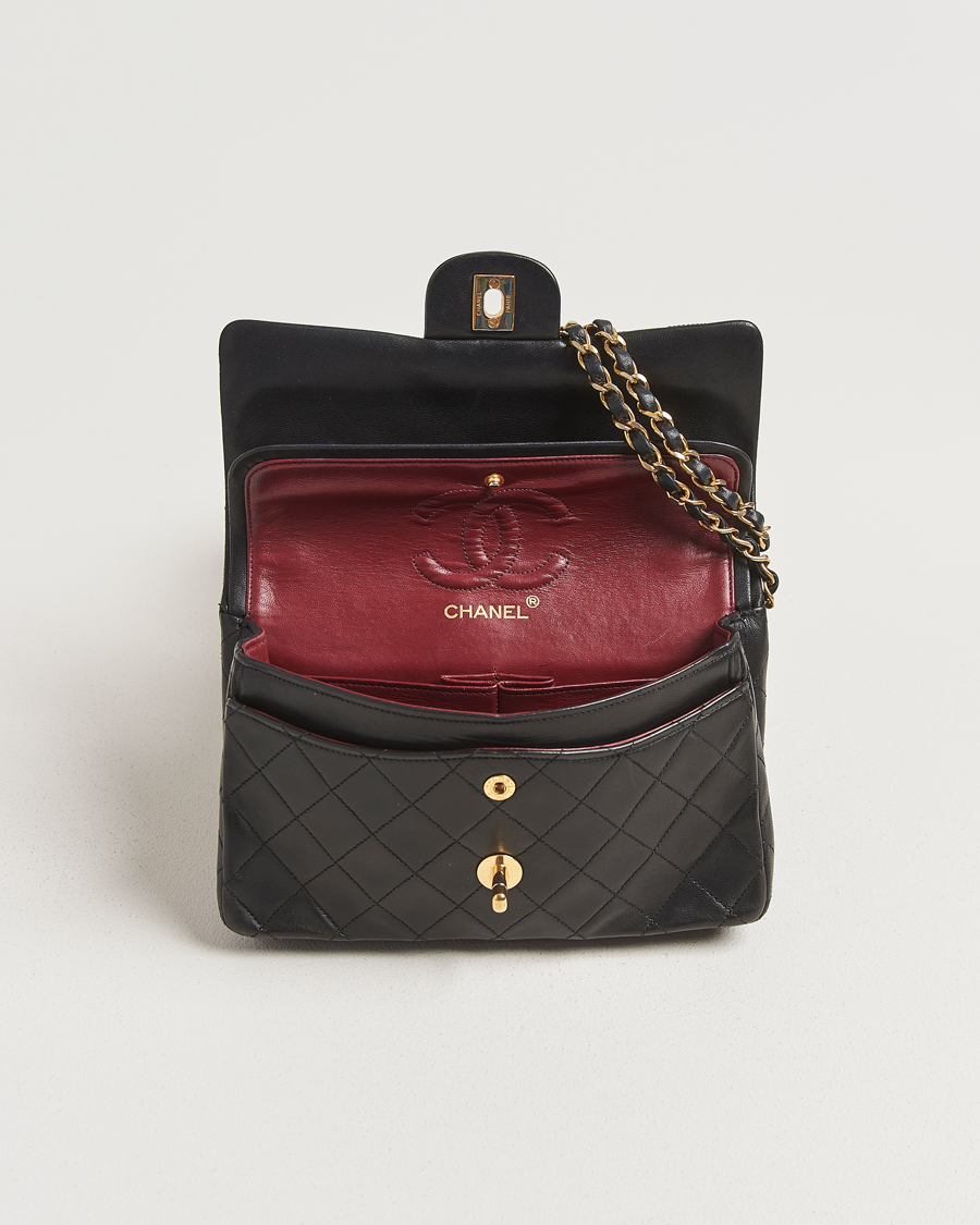 Uomini | Chanel Pre-Owned Classic Double Flap Small Lambskin Black | Chanel Pre-Owned | Classic Double Flap Small Lambskin Black