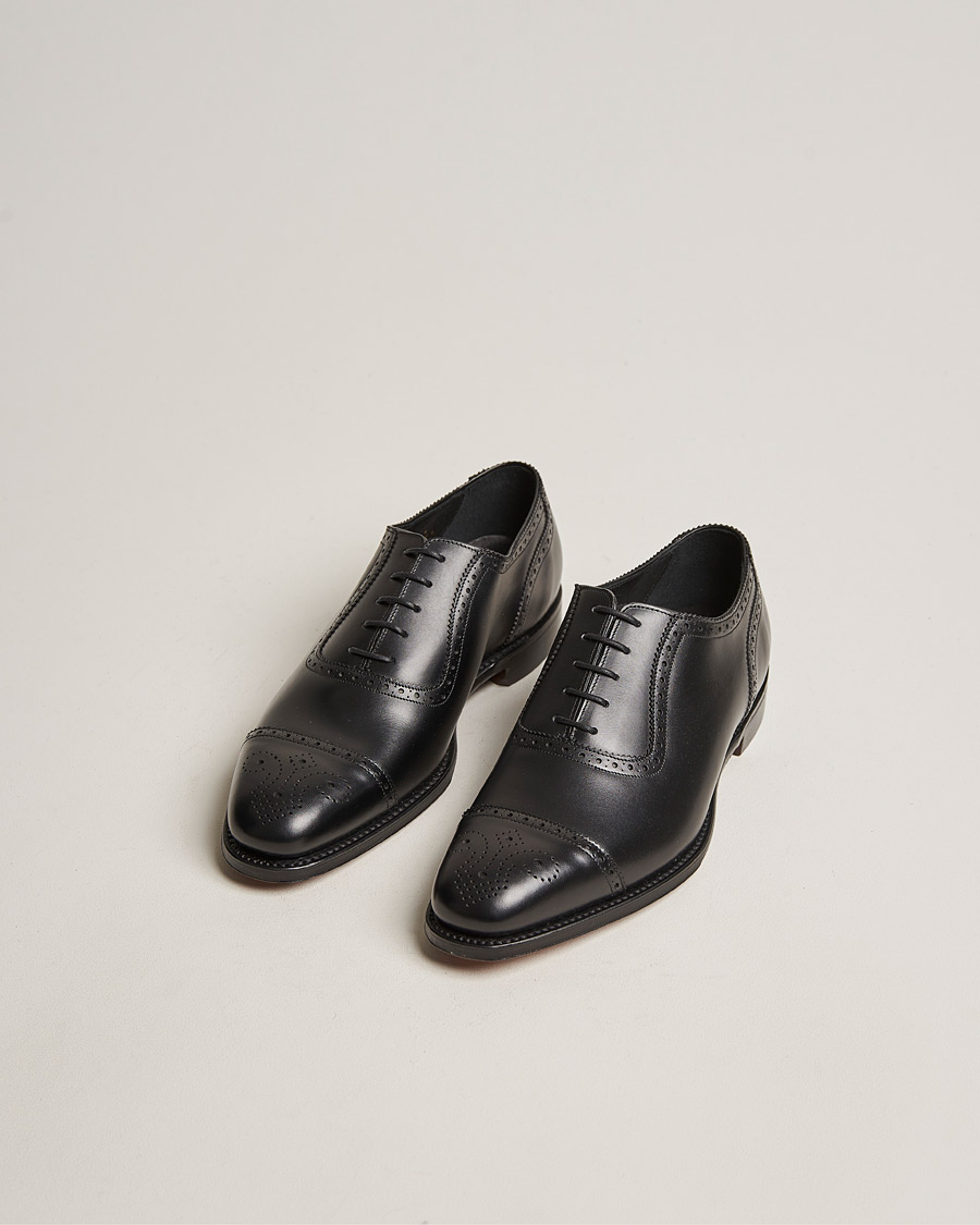 Uomini | Brogues | Loake 1880 | Strand Brogue Black Calf