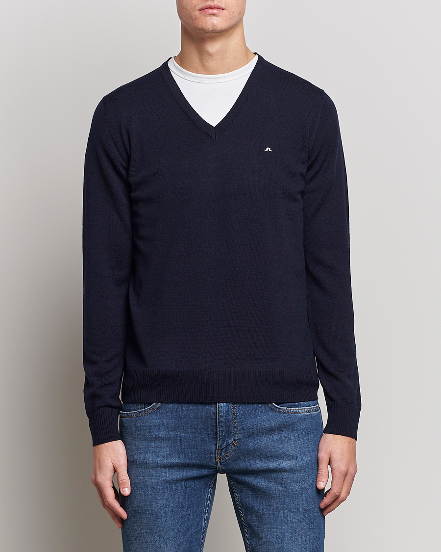 Uomini | Maglie con collo a V | J.Lindeberg | Lymann True Merino V-Neck Pullover Navy