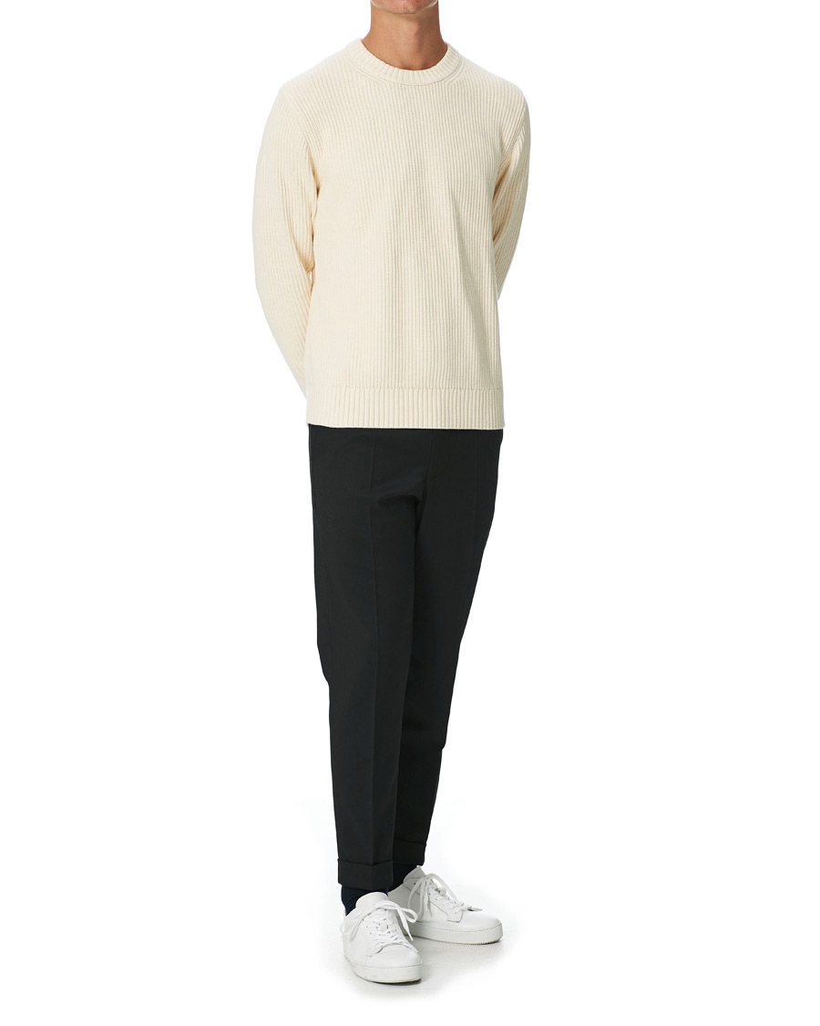 Uomini | Pantaloni | Filippa K | Terry Gabardine Cropped Turn Up Trousers Black