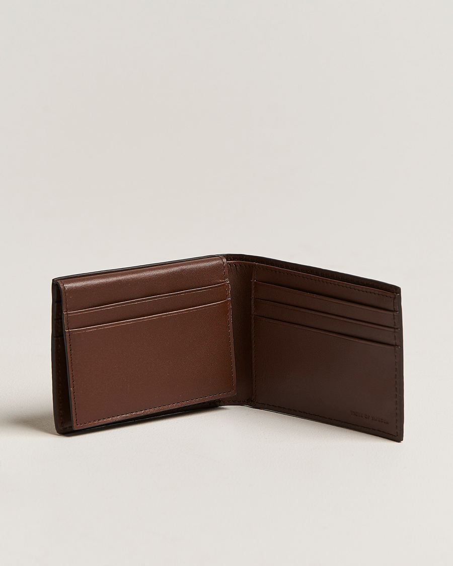 Uomini | Portafogli bi fold con zip | Tiger of Sweden | Wrene Grained Leather Wallet Brown