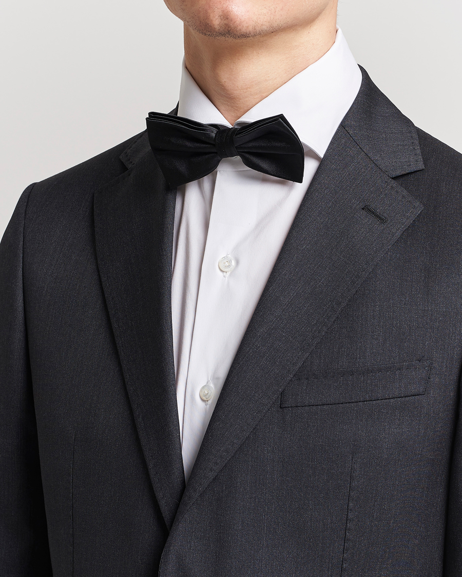 Uomini |  | Amanda Christensen | Pre Tie Silk Ceremony Black