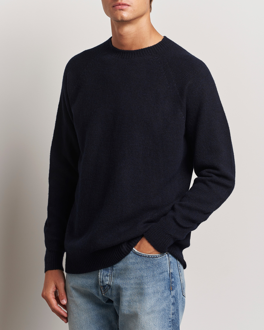 Uomini | Reparti | Sunspel | Lambswool Crewneck Dark Navy Moiline