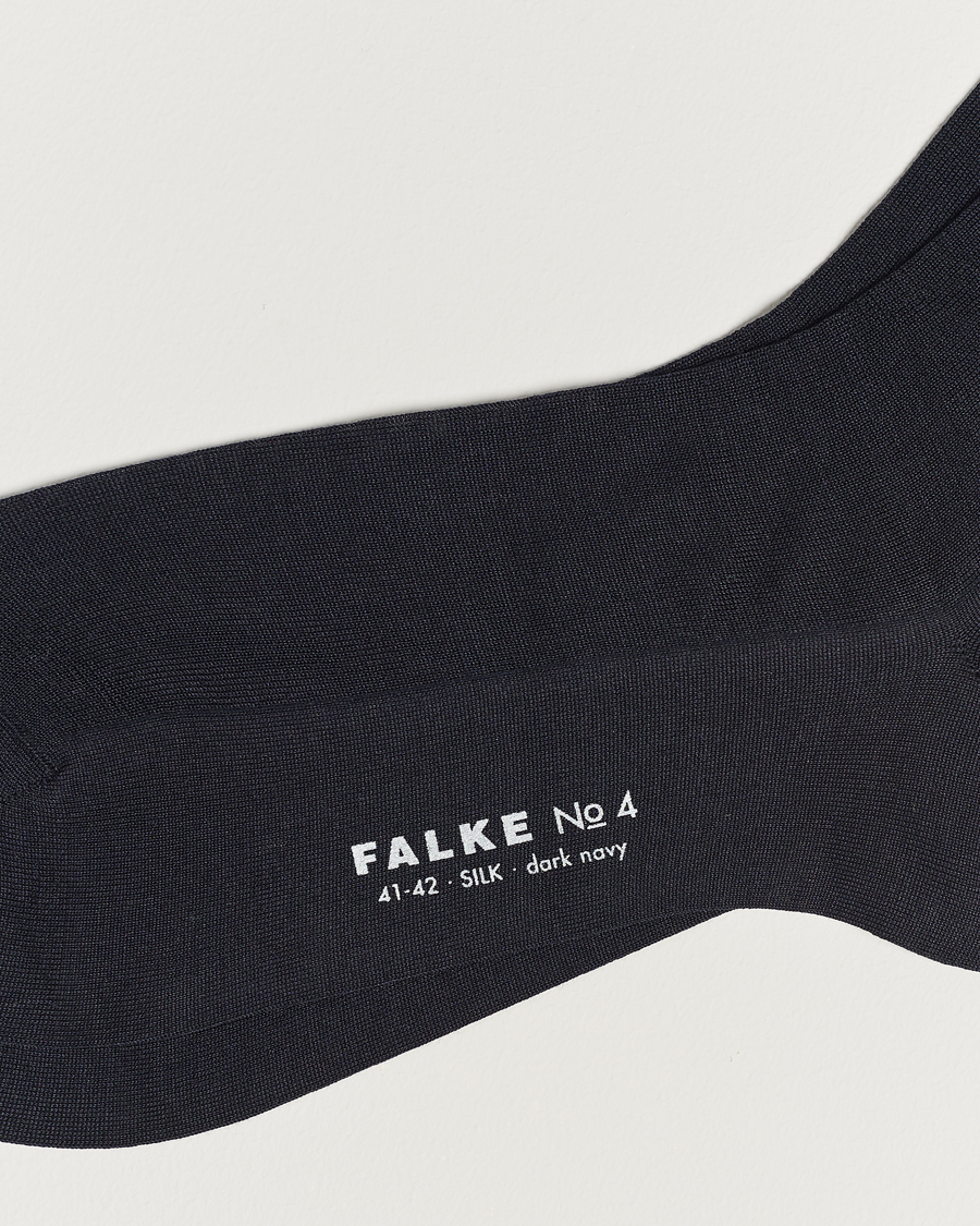 Uomini |  | Falke | No. 4 Pure Silk Socks Dark Navy