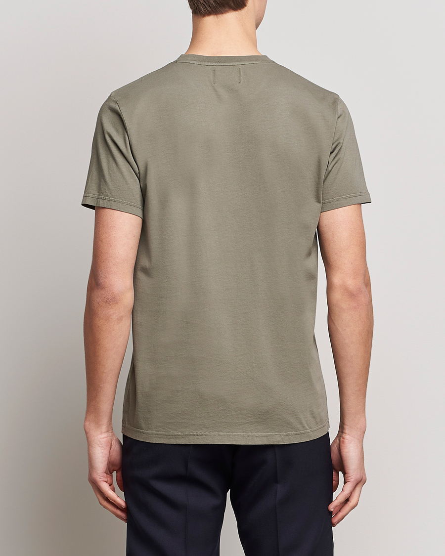 Uomini |  | Colorful Standard | Classic Organic T-Shirt Dusty Olive