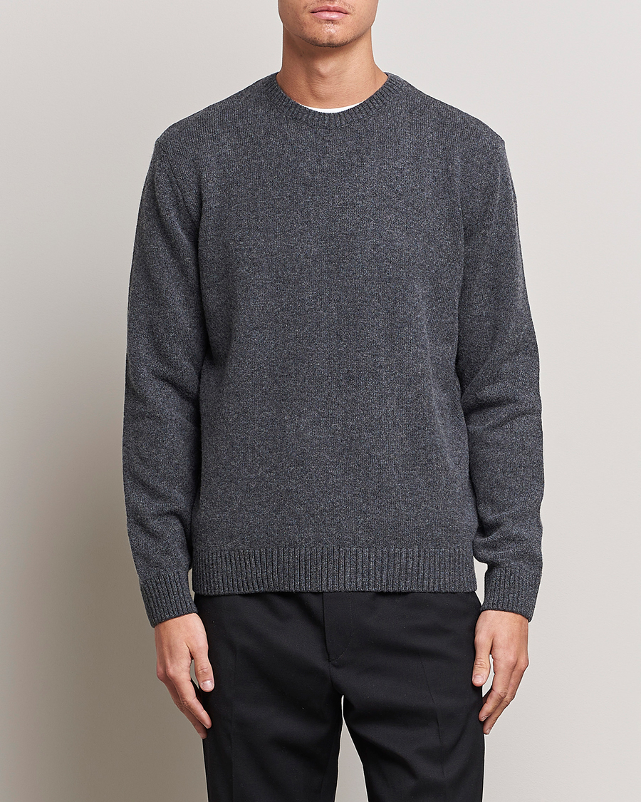 Uomini | Reparti | Colorful Standard | Classic Merino Wool Crew Neck Lava Grey