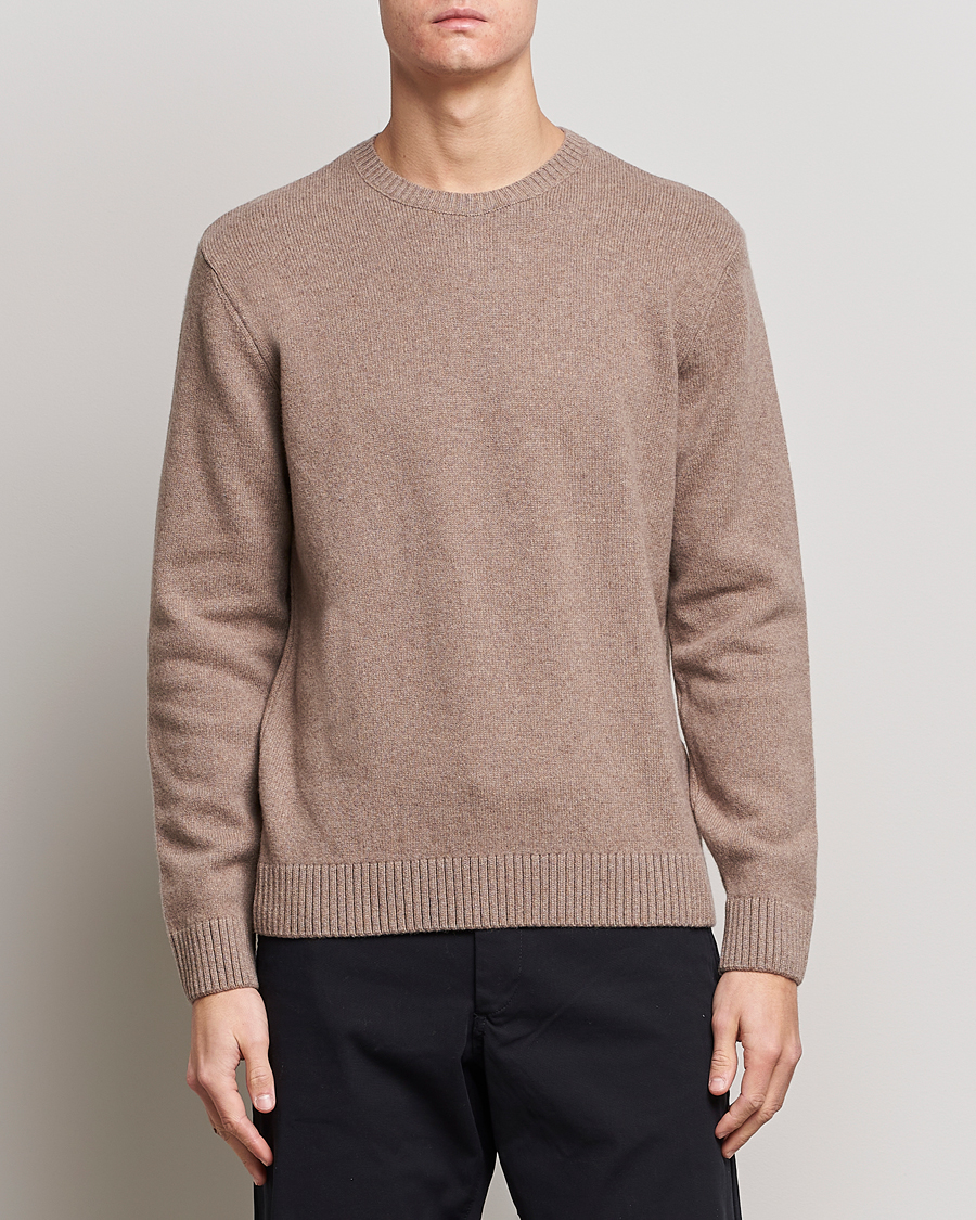 Uomini |  | Colorful Standard | Classic Merino Wool Crew Neck Warm Taupe