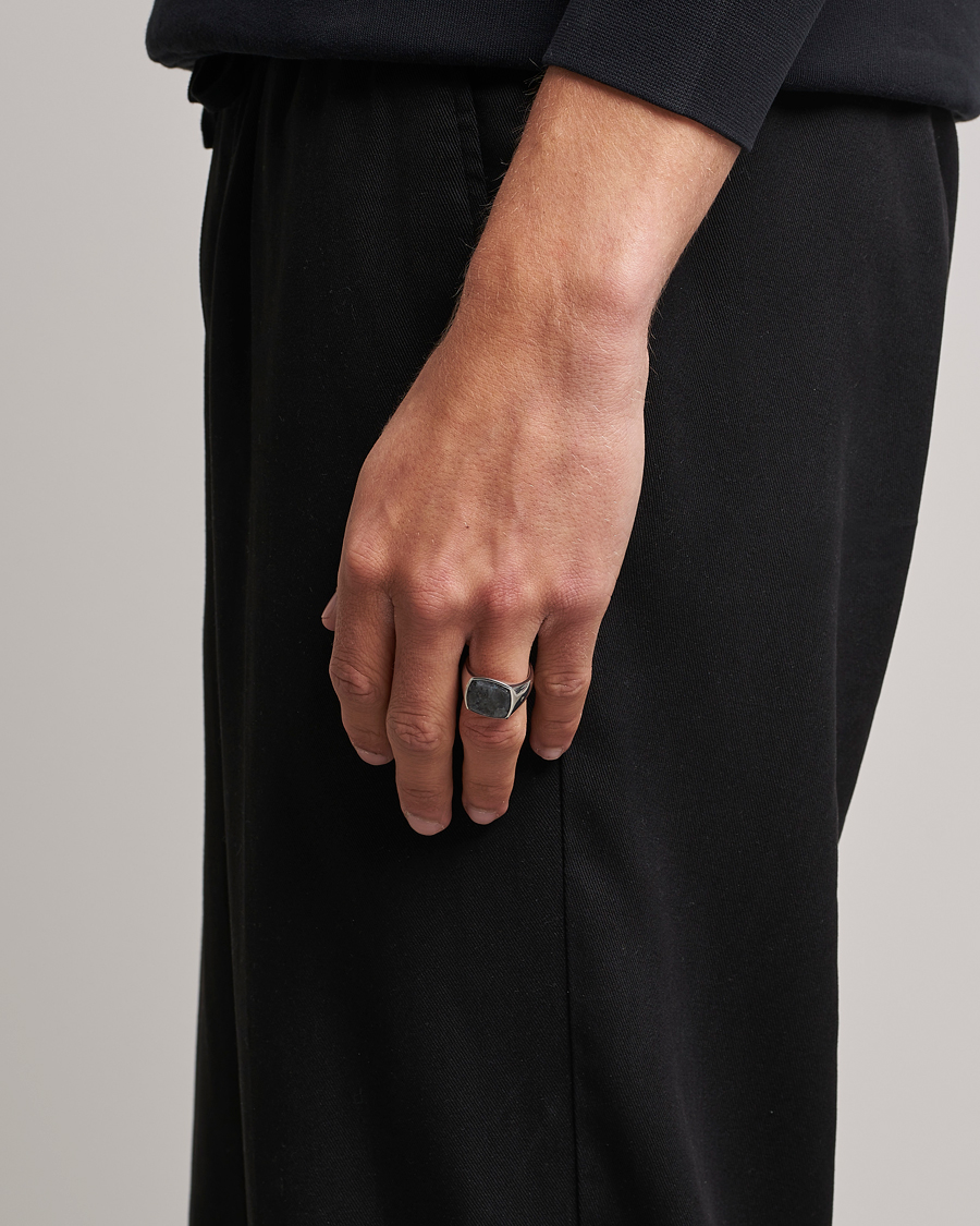 Uomini | Tom Wood | Tom Wood | Cushion Larvikite Ring Silver