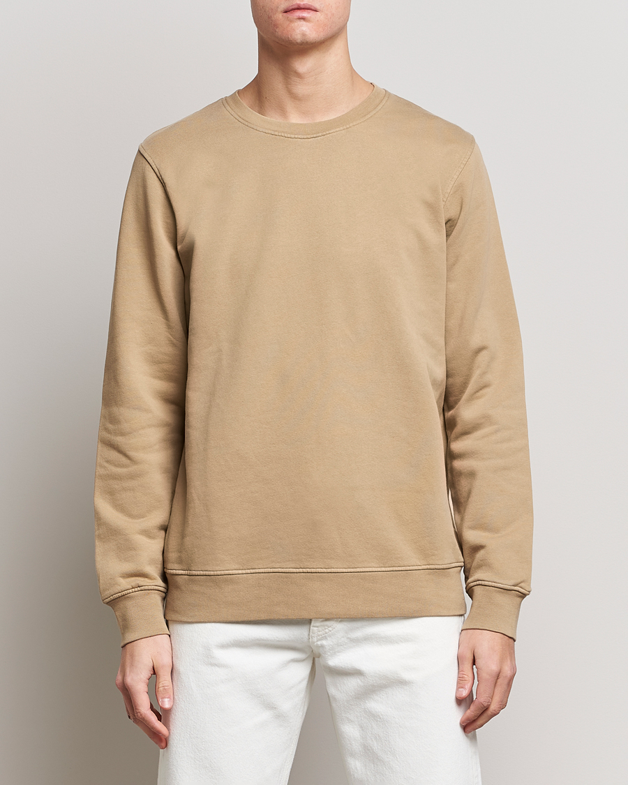 Uomini | Reparti | Colorful Standard | Classic Organic Crew Neck Sweat Desert Khaki