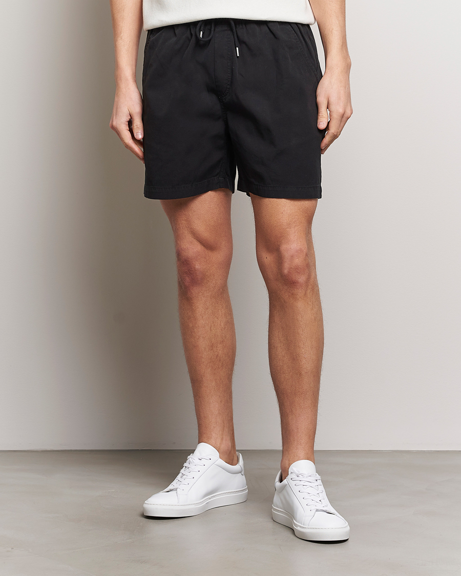 Uomini | Pantaloncini con coulisse | Colorful Standard | Classic Organic Twill Drawstring Shorts Deep Black