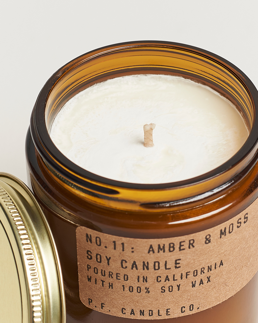 Uomini | P.F. Candle Co. | P.F. Candle Co. | Soy Candle No. 11 Amber & Moss 204g