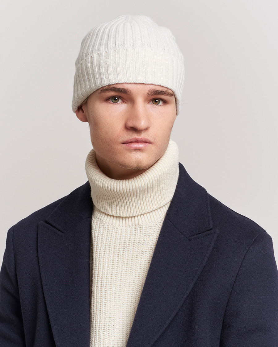 Uomini |  | Amanda Christensen | Rib Knitted Cashmere Cap Cream