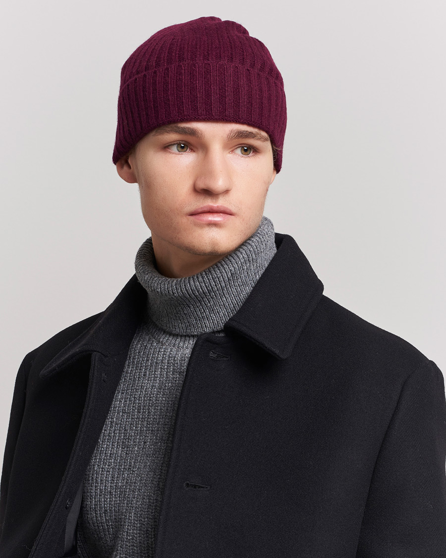 Uomini | Accessori che riscaldano | Amanda Christensen | Rib Knitted Cashmere Cap Bordeaux