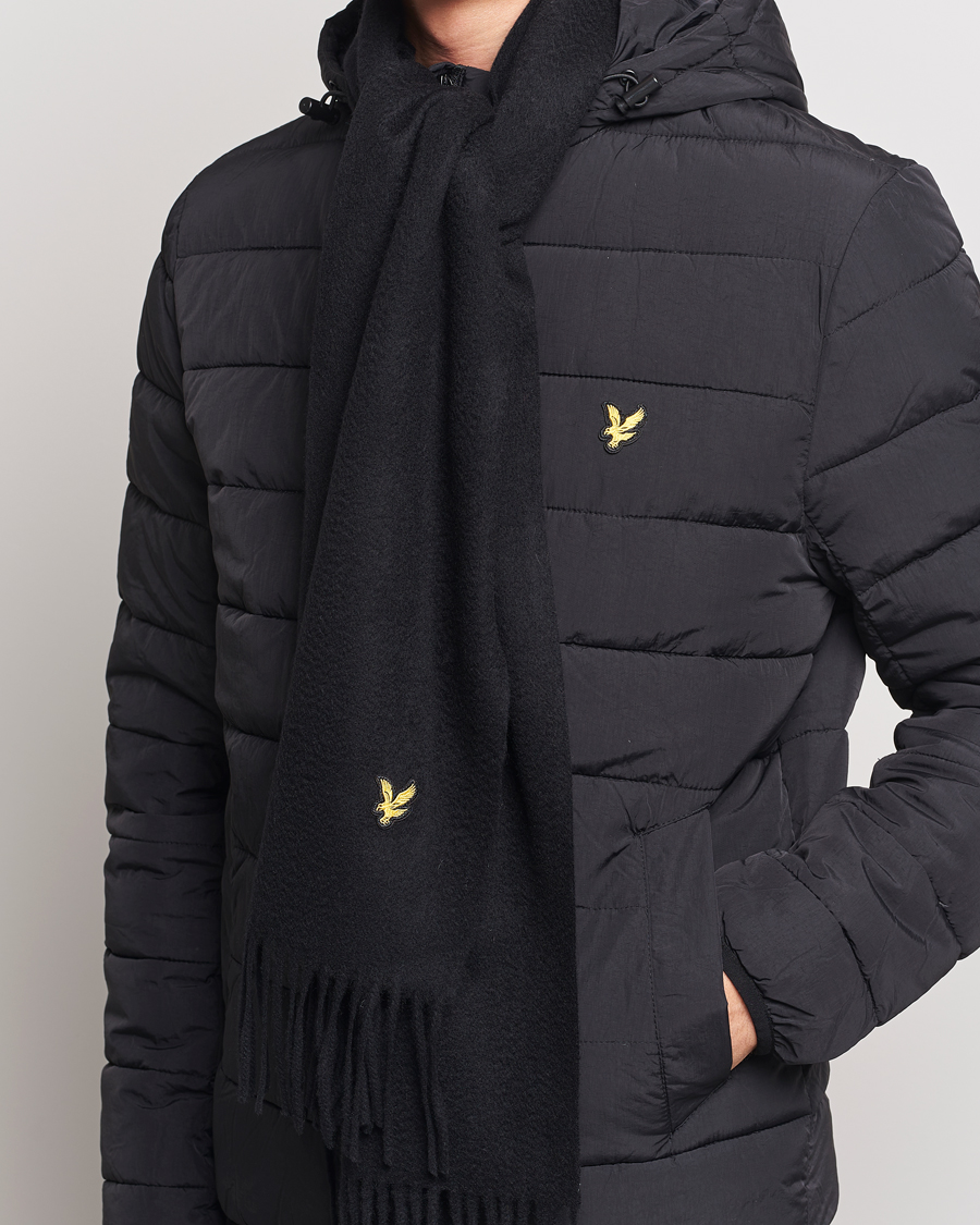 Uomini | Lyle & Scott Lambswool Scarf True Black | Lyle & Scott | Lambswool Scarf True Black