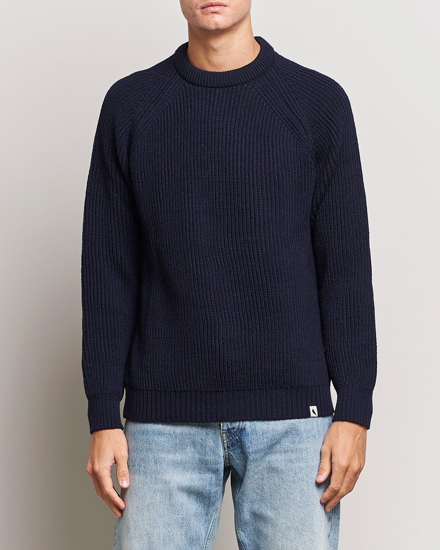 Uomini | Maglioni a maglia | Peregrine | Ford Knitted Wool Jumper Navy