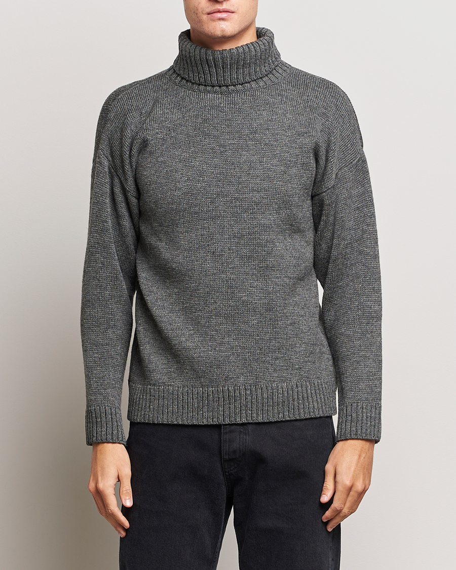 Uomini | Dolcevita | Gloverall | Submariner Chunky Wool Roll Neck Grey