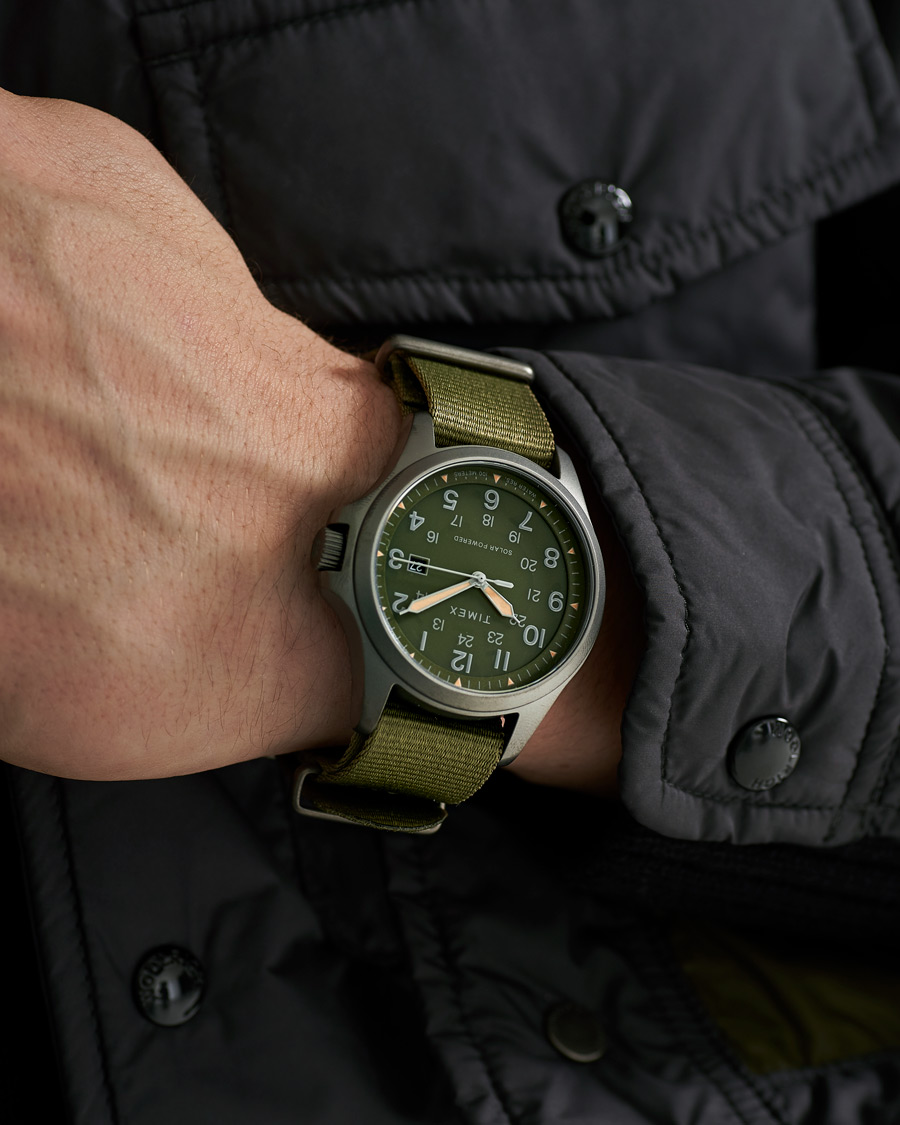 Uomini |  | Timex | Field Post Solar Watch 41mm Green Dial