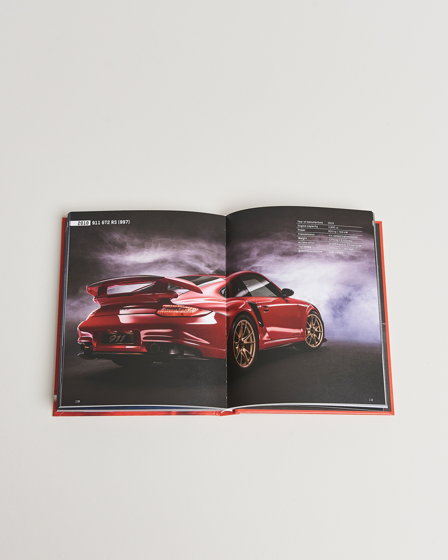 Uomini |  | New Mags | The Porsche 911 Book 