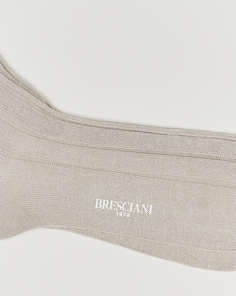 Uomini |  | Bresciani | Wide Ribbed Cotton Socks Off White