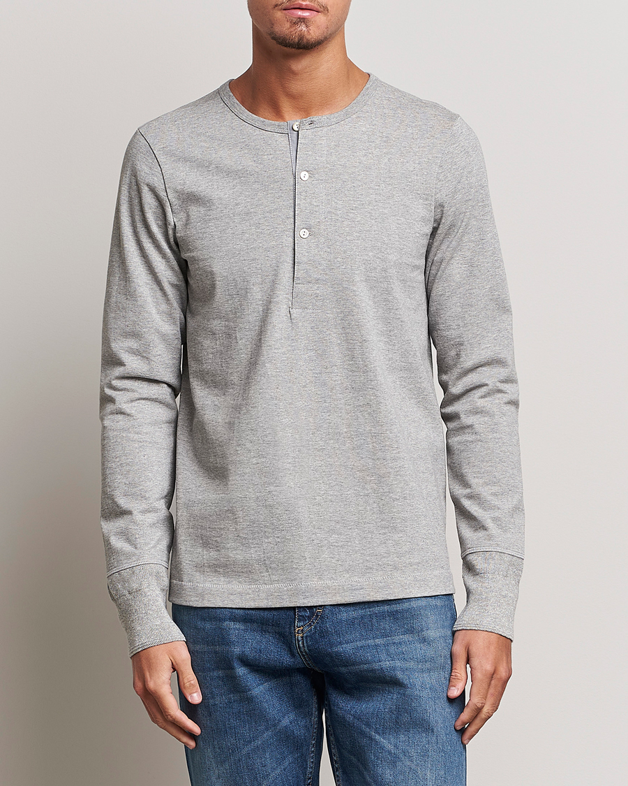 Uomini | T-Shirts | Merz b. Schwanen | Classic Organic Cotton Henley Sweater Grey Mel