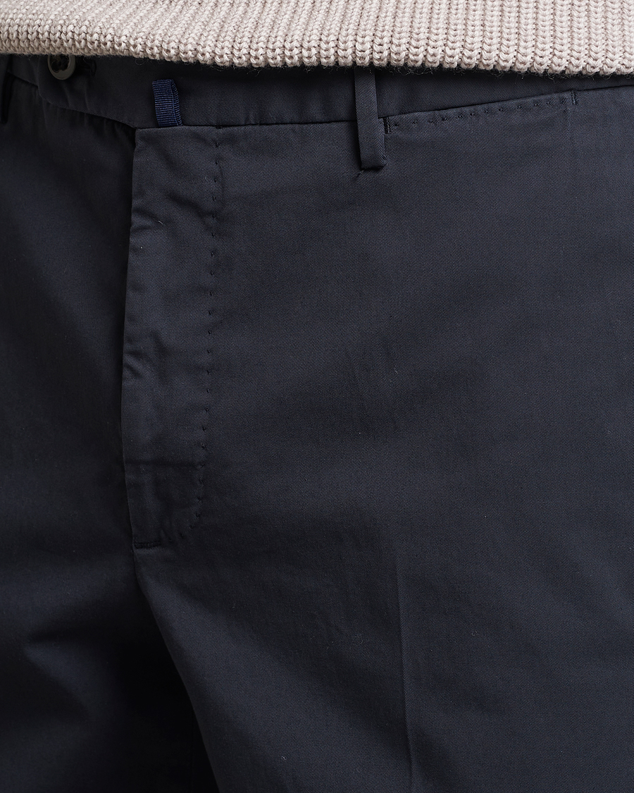 Uomini | Pantaloni | Incotex | Regular Fit Comfort Chinos Navy