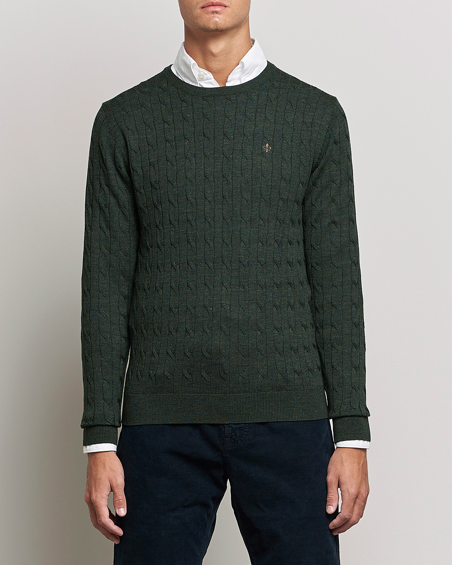 Uomini |  | Morris | Merino Cable Crew Neck Olive