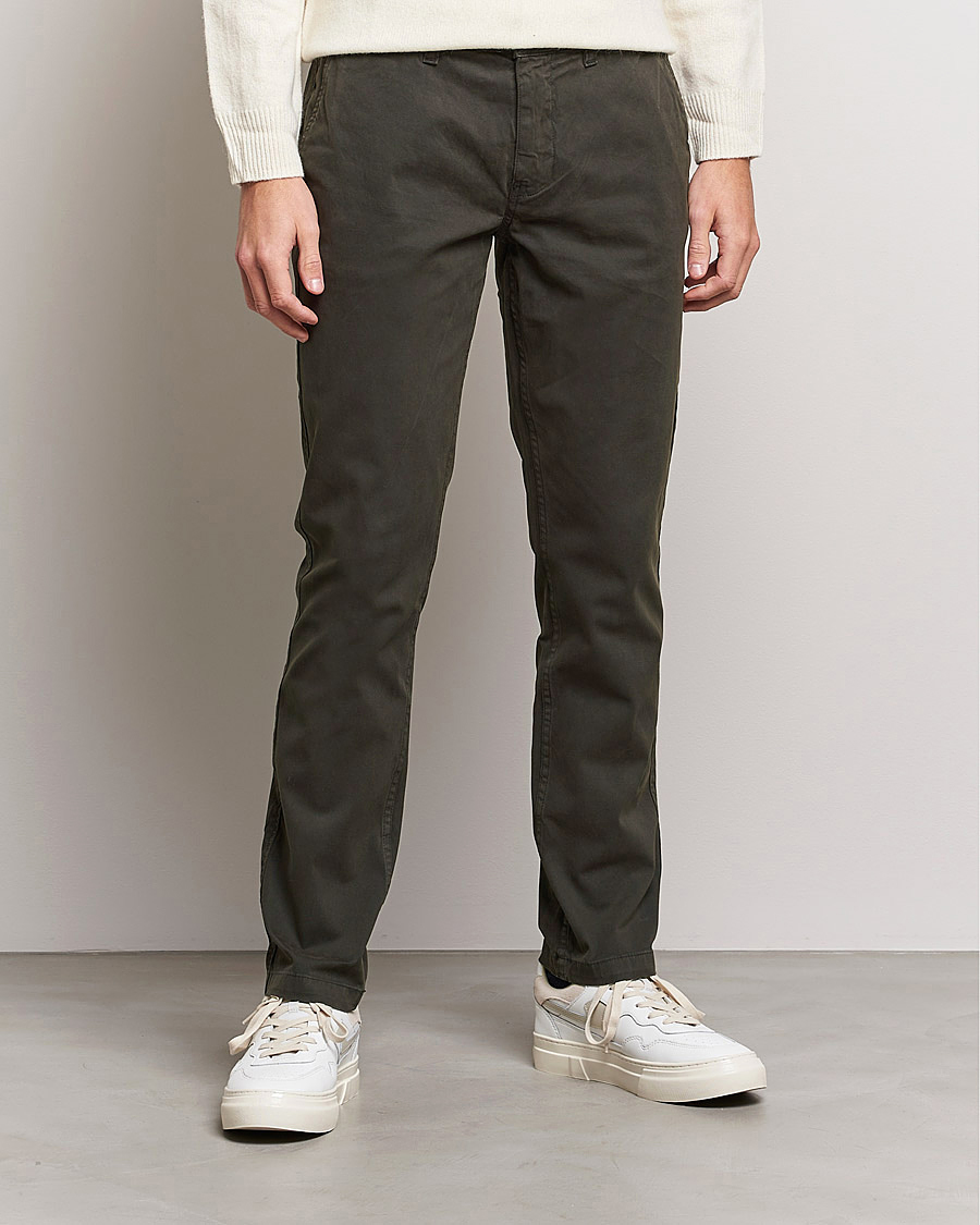 Uomini | Pantaloni | NN07 | Marco Slim Fit Stretch Chinos Dark Green