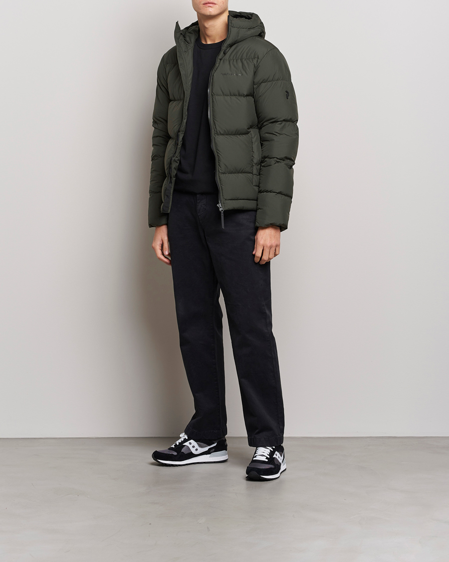 Uomini | Giacche | Peak Performance | Rivel Down Hooded Jacket Olive Extreme