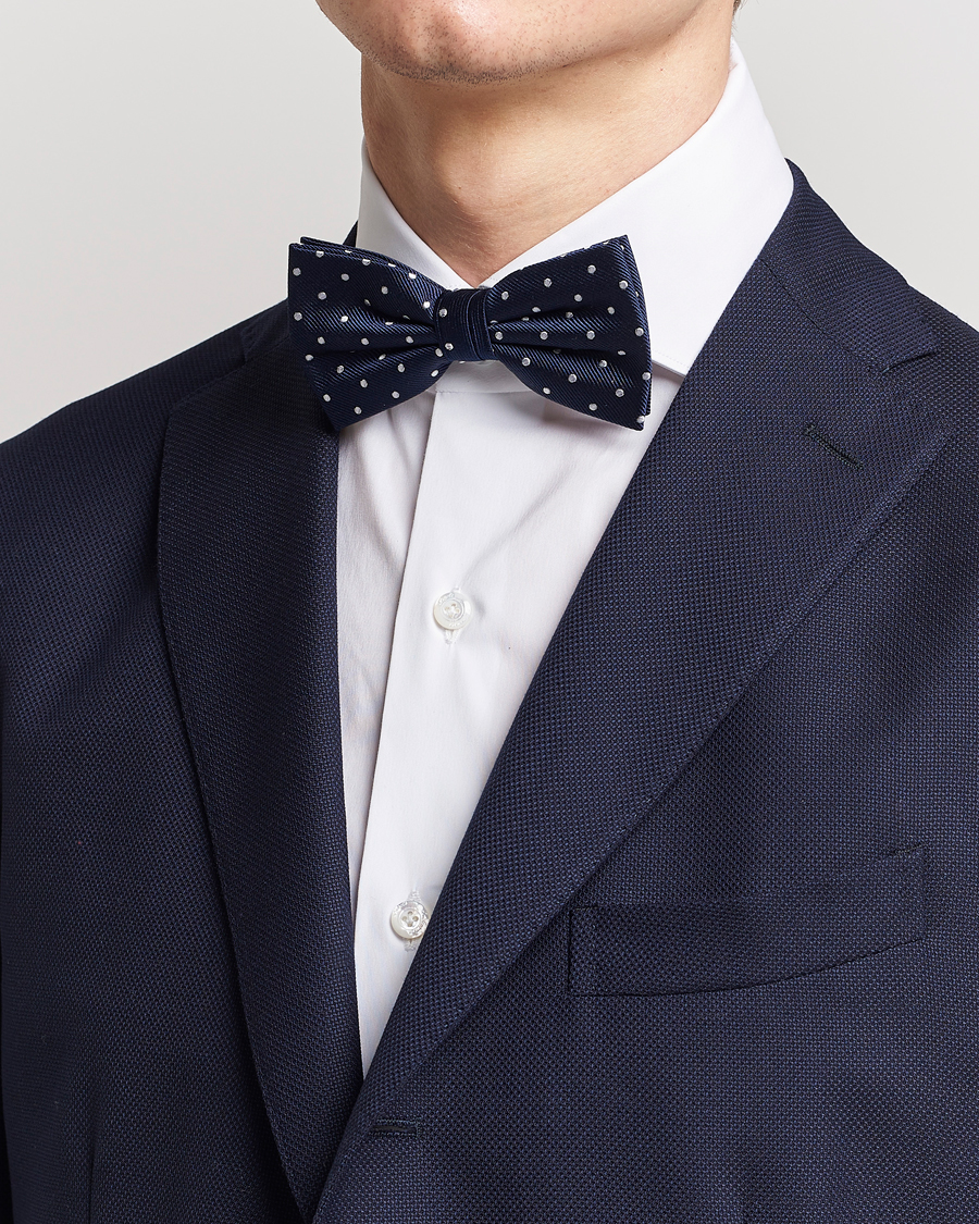 Uomini | Abito da studente | Amanda Christensen | Dot Pre Tie Silk Navy/White