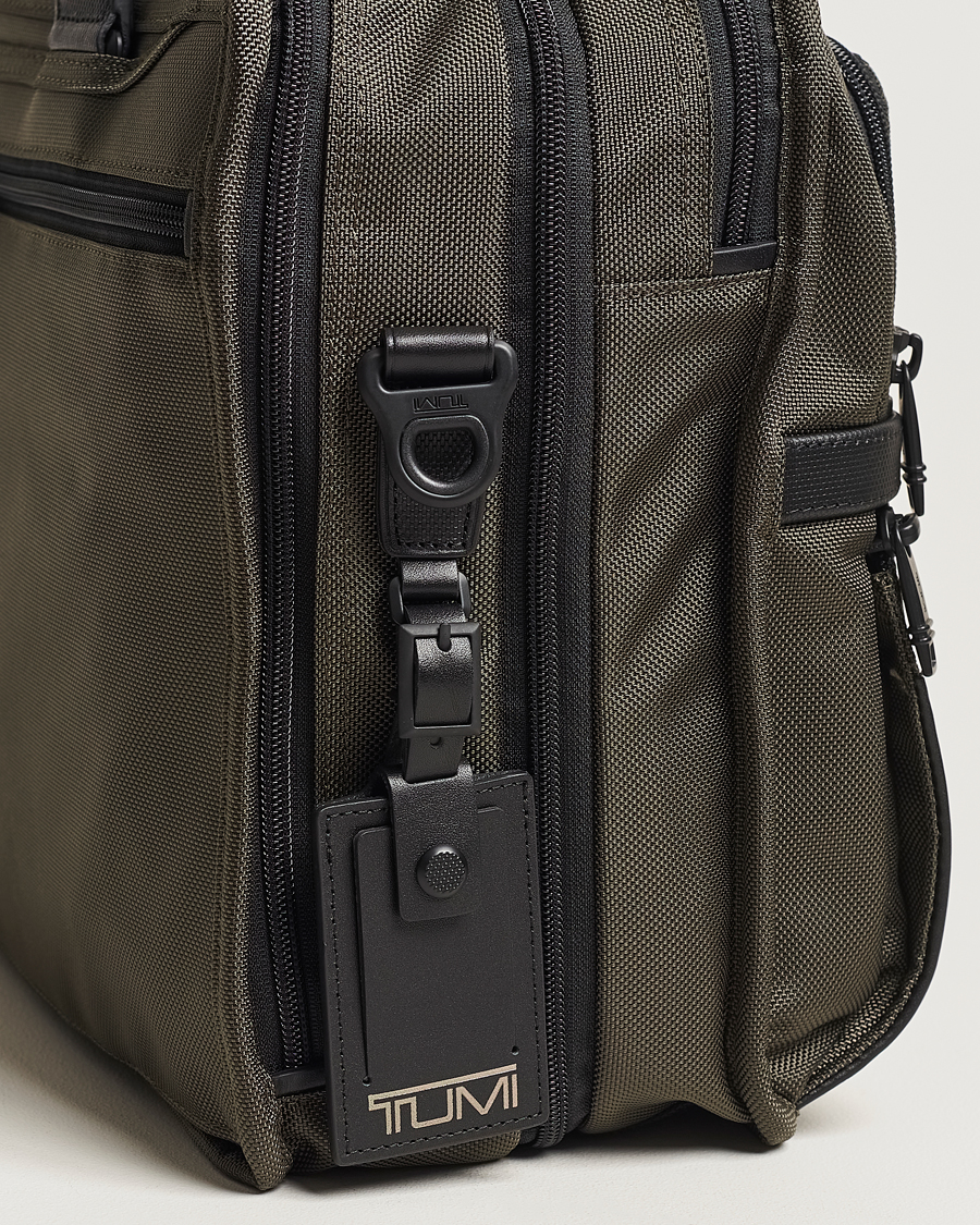Uomini | TUMI Alpha 3 Expandable Organizer Laptop Brief Olive Night | TUMI | Alpha 3 Expandable Organizer Laptop Brief Olive Night