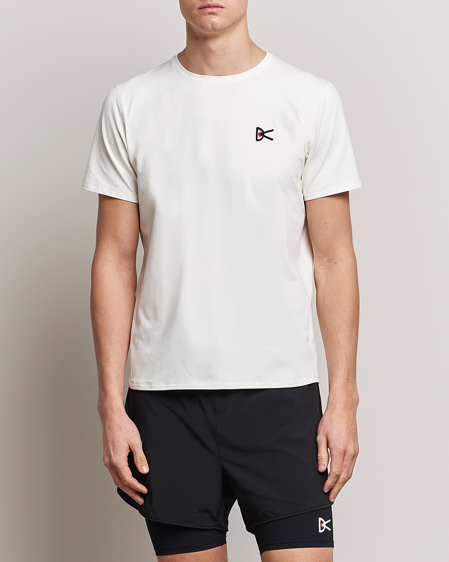 Uomini | District Vision | District Vision | Deva-Tech Short Sleeve T-Shirt White