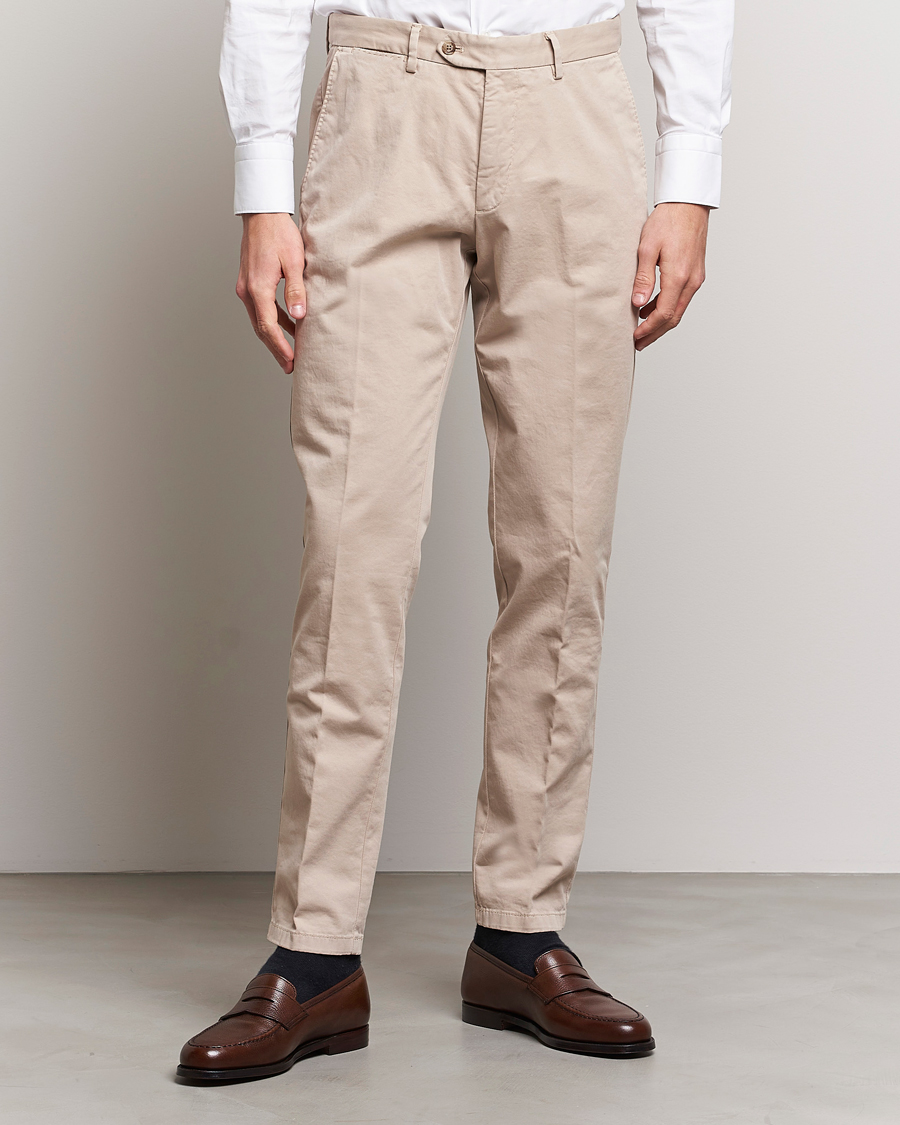 Uomini | Oscar Jacobson | Oscar Jacobson | Danwick Cotton Trousers Beige