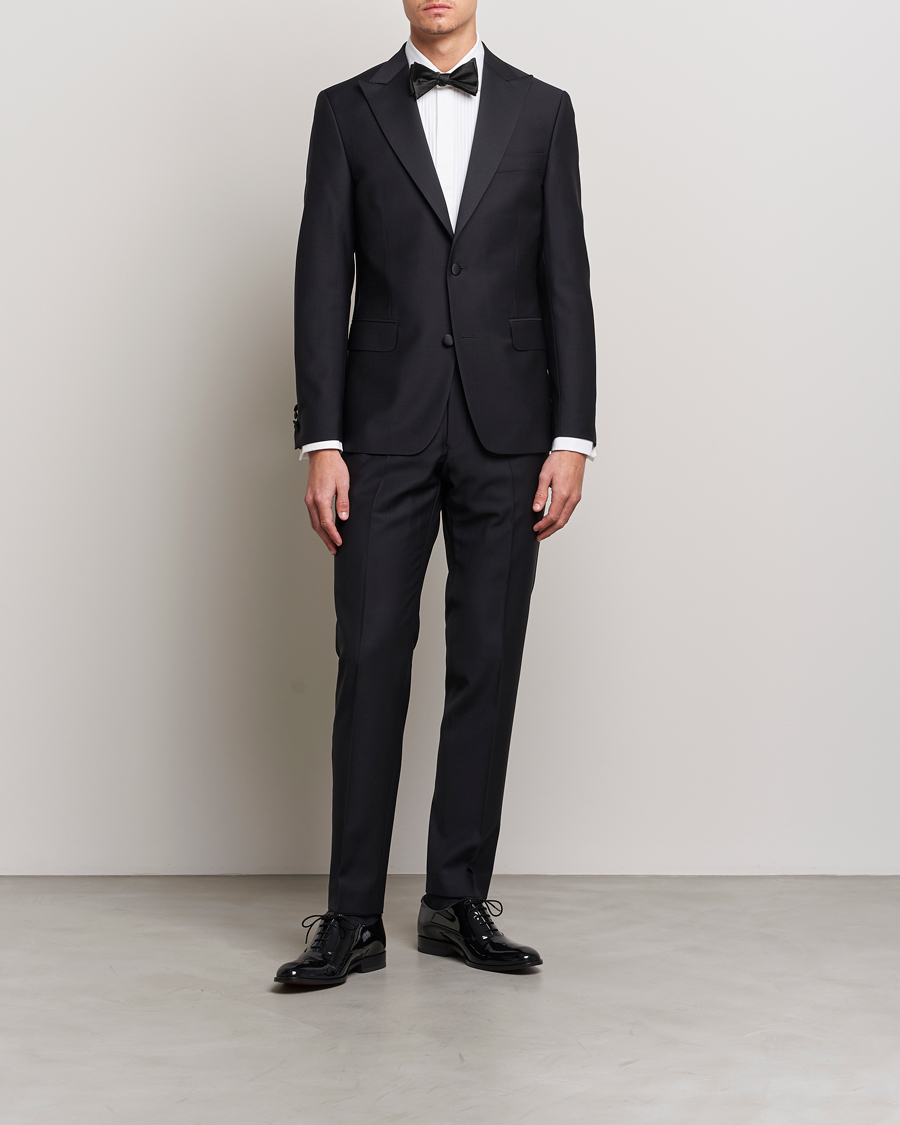 Uomini |  | Oscar Jacobson | Reg Fit Cut Away Tuxedo Double Cuff White