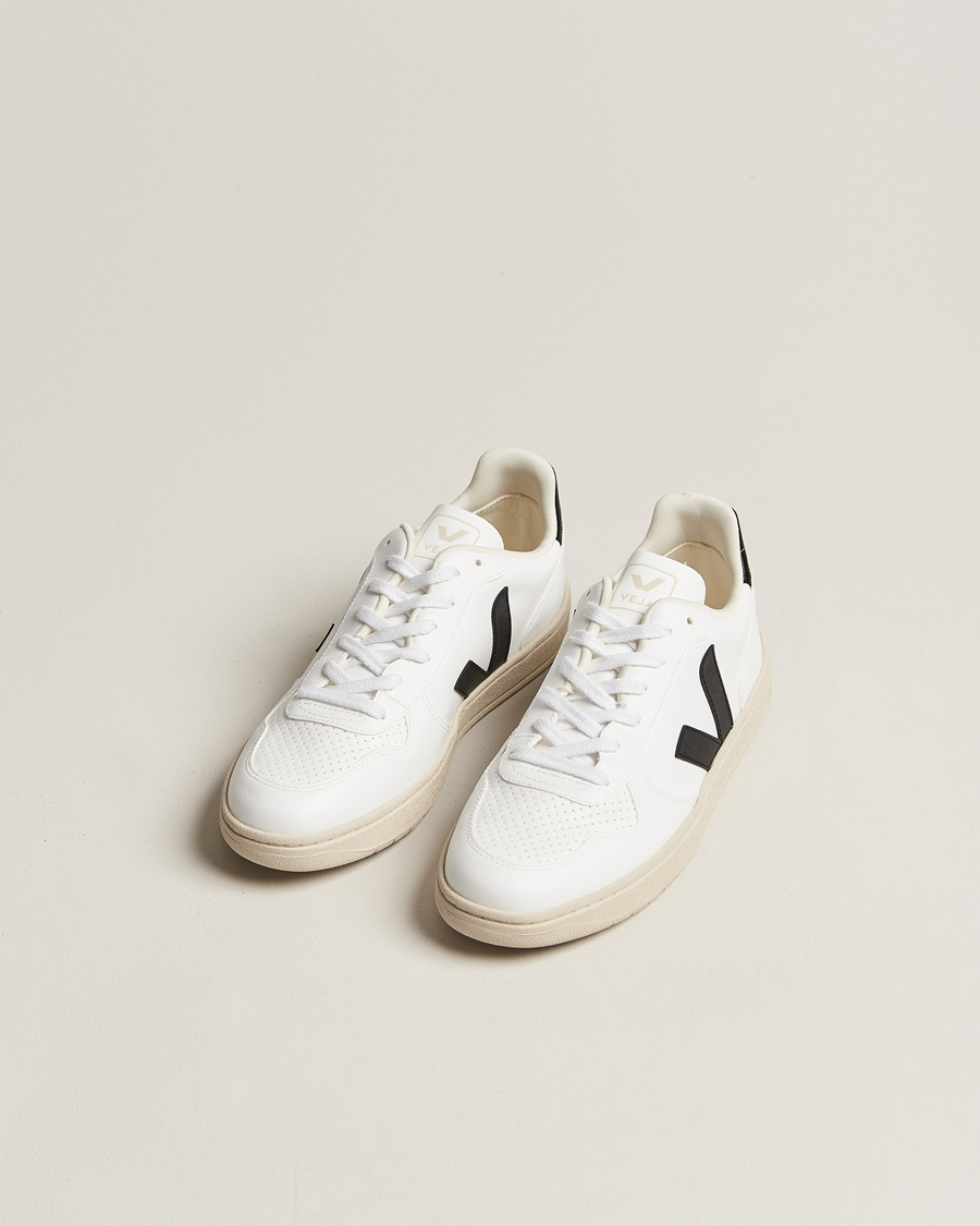 Uomini | Veja | Veja | V-10 Vegan Leather Sneaker White/Black