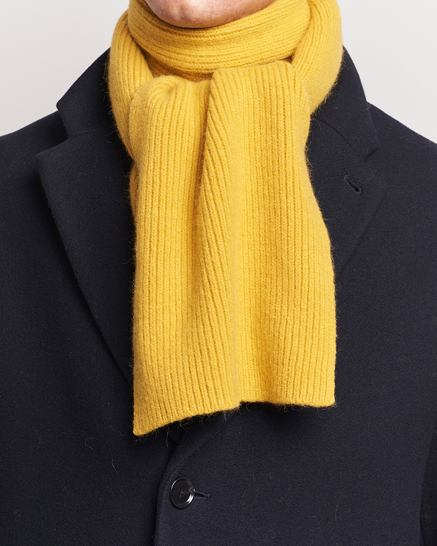 Uomini |  | Le Bonnet | Lambswool/Caregora Scarf Mustard