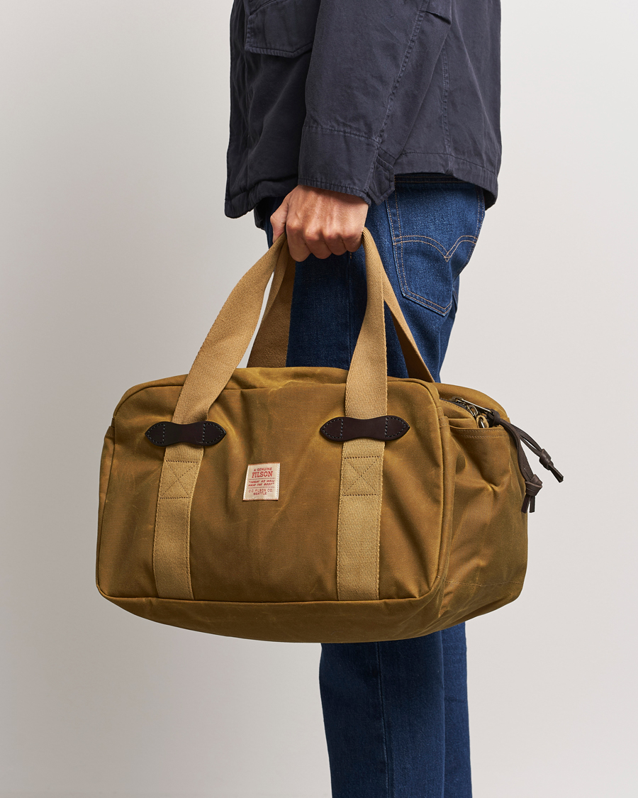 Uomini | American Heritage | Filson | Tin Cloth Small Duffle Bag Dark Tan