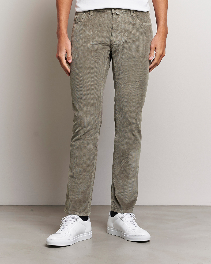 Uomini | Italian Department | Jacob Cohën | Bard 5-Pocket Medium Corduroy Trousers Taupe