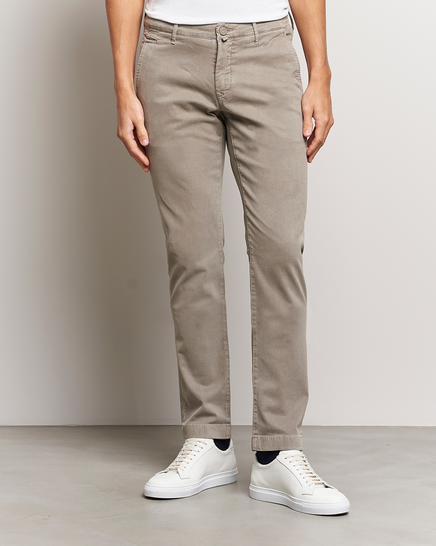 Uomini | Italian Department | Jacob Cohën | Bobby Cotton Chinos Light Brown