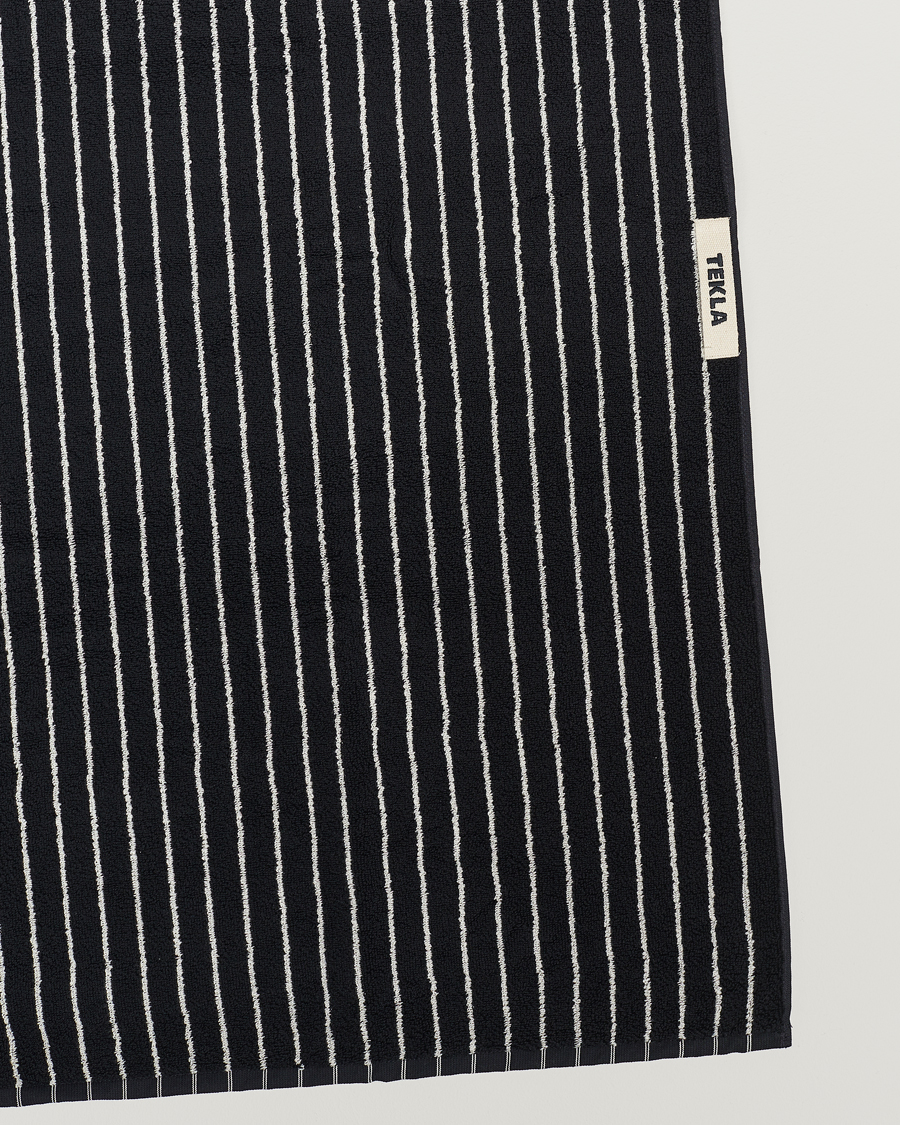 Uomini | Asciugamani | Tekla | Organic Terry Hand Towel Black Stripe