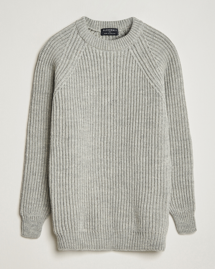 Uomini | Maglieria | Gloverall | Fisherman Rib Chunky Wool Crew Light Grey