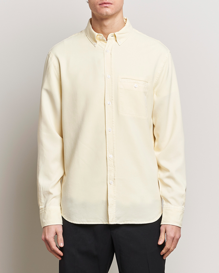 Uomini | Camicie | Filippa K | Zachary Lyocell Shirt Soft Yellow