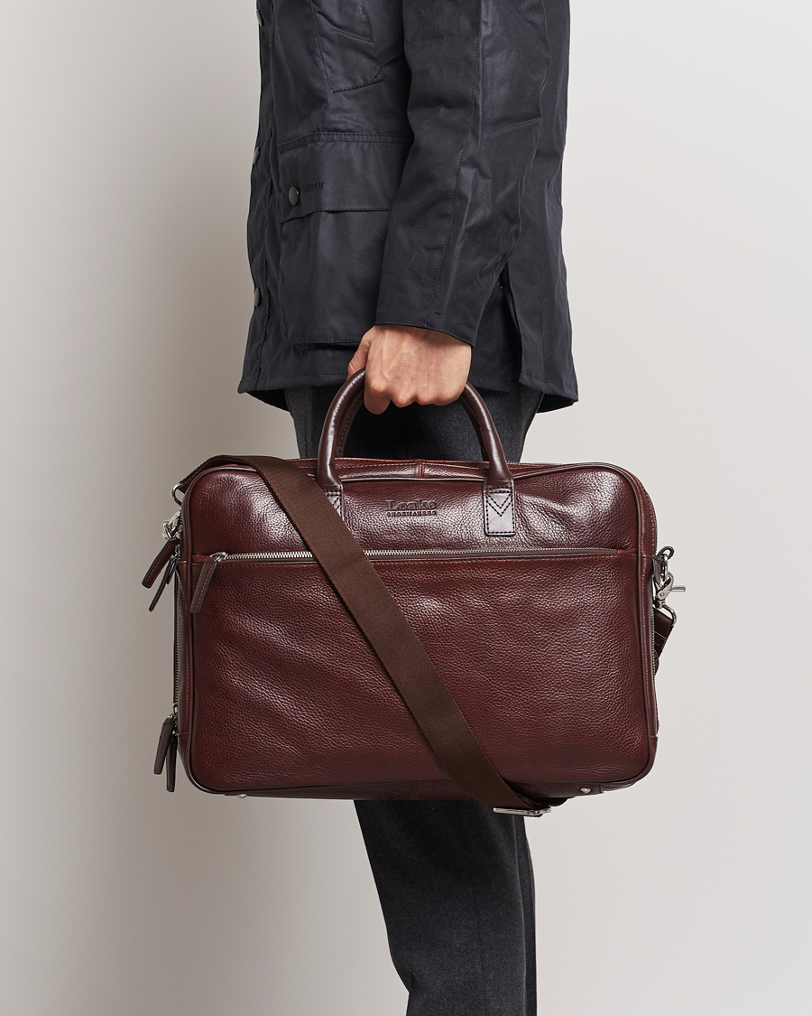 Uomini |  | Loake 1880 | Westminster Grain Leather Briefcase Dark Brown