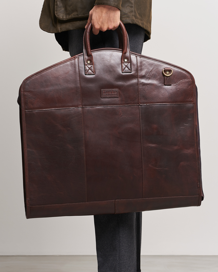 Uomini |  | Loake 1880 | London Leather Suit Carrier Brown