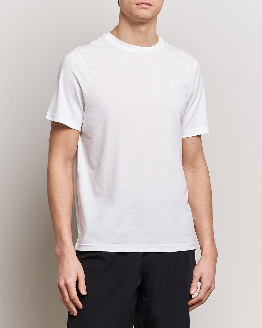 Uomini |  | Falke Sport | Falke Core Running T-Shirt White