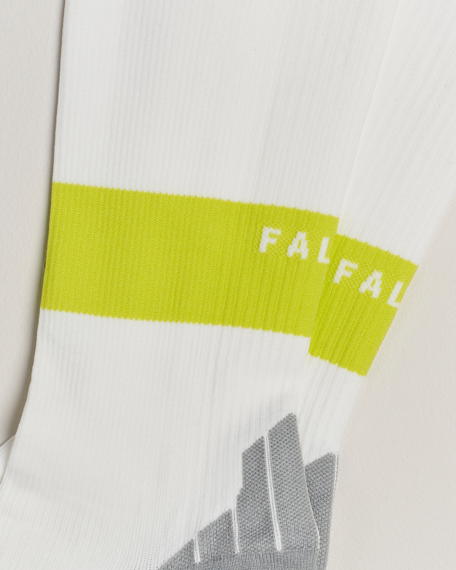 Uomini |  | Falke Sport | Falke RU Compression Running Socks White