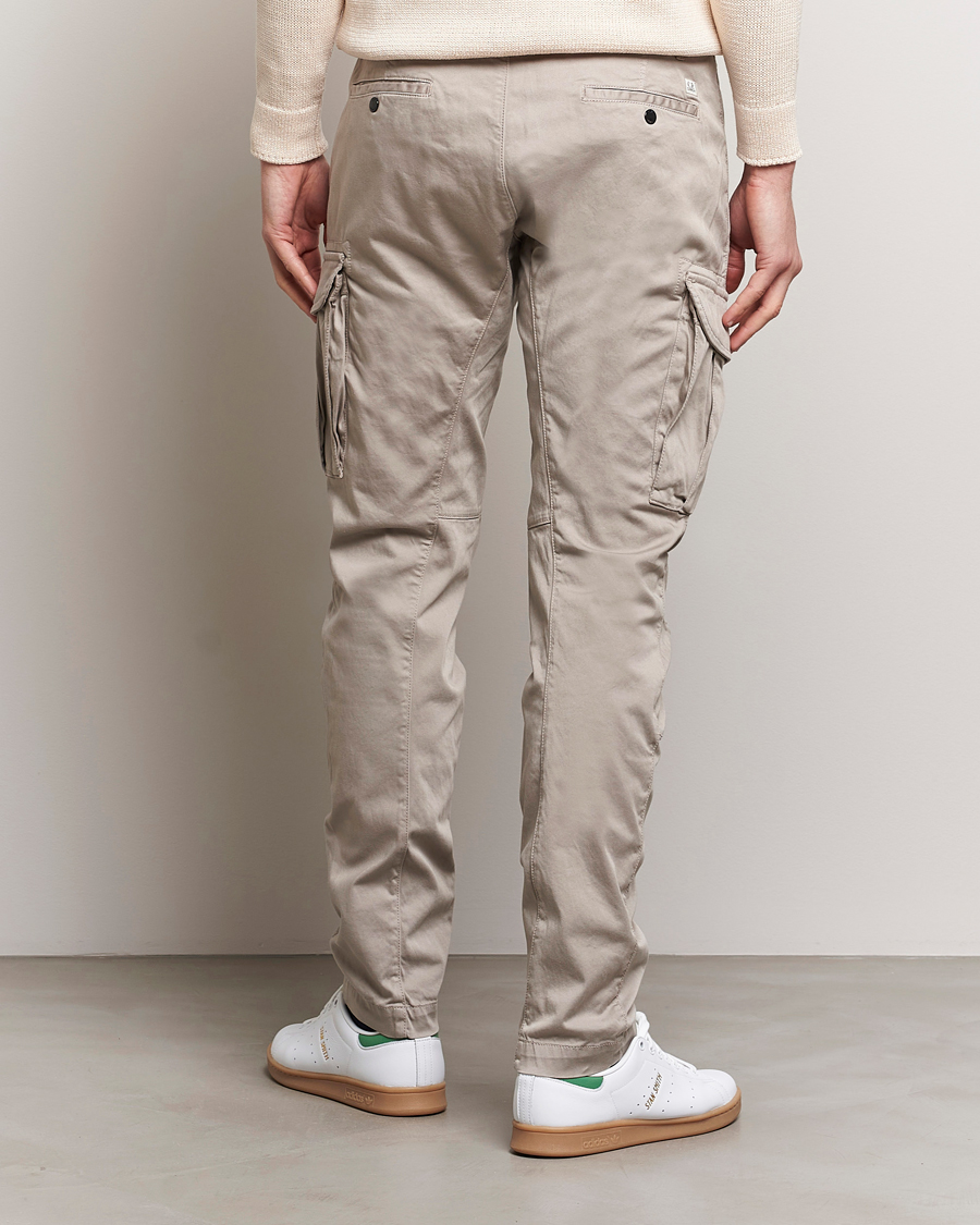 Uomini | Pantaloni | C.P. Company | Satin Stretch Cargo Pants Beige