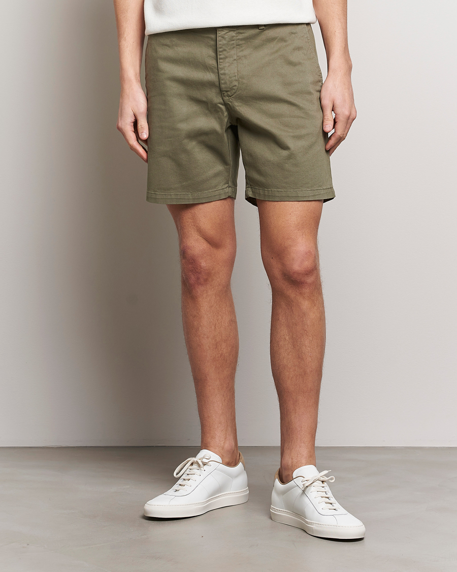 Uomini | Pantaloncini chino | Tiger of Sweden | Caid Cotton Chino Shorts Dusty Green