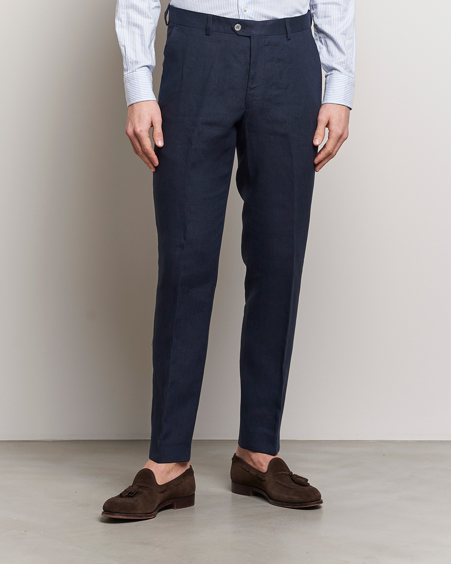 Uomini |  | Oscar Jacobson | Denz Linen Trousers Navy